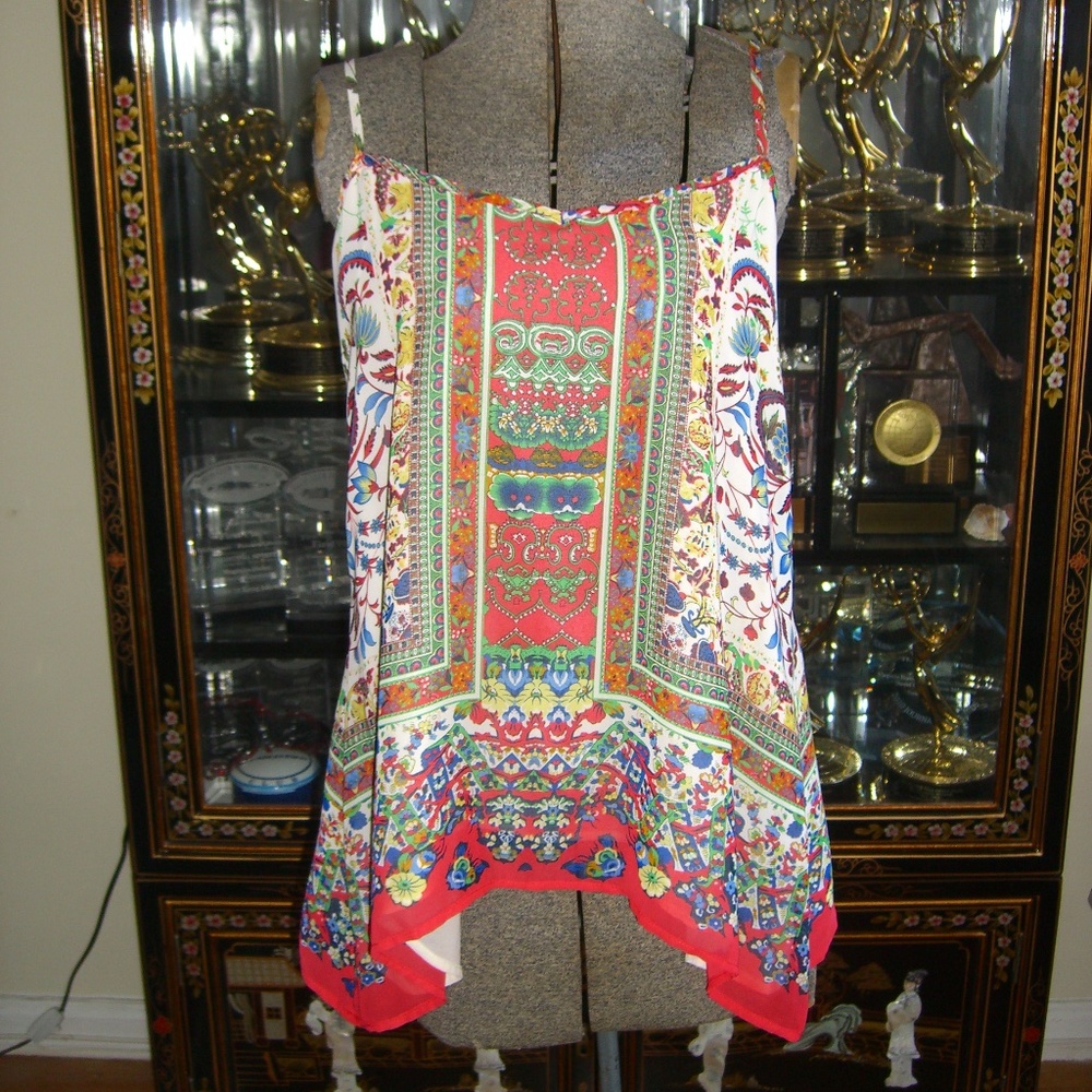 COLLECTIVE CONCEPTS MULTI-COLOR PRINT CAMISOLE TOP